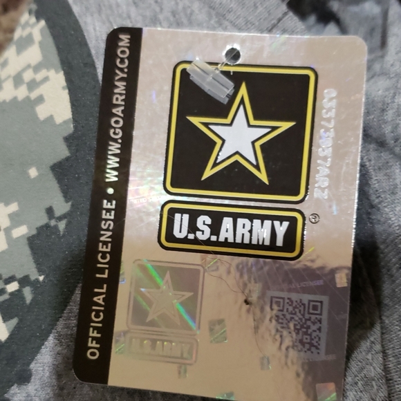 🚨3/$25. 🆕️ Army Wife. ❤  GIFT       E3 - Picture 6 of 6